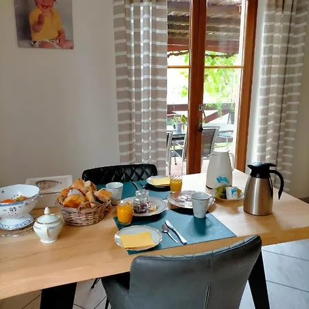 Chez Yolande ベッド・アンド・ブレックファスト Nothalten
