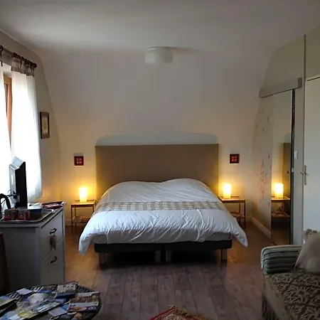 Couette-café Chez Yolande 3*