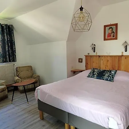 Couette-café Chez Yolande 3*